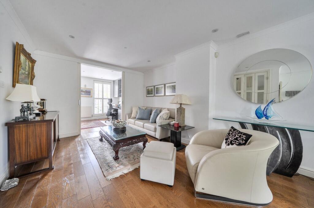 House in London, Somerset Square, Kensington - View 3