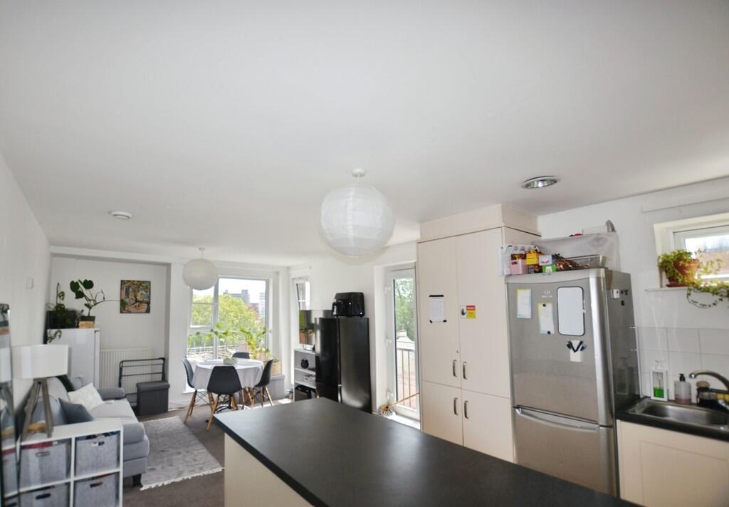 1 bedroom flat share for rent