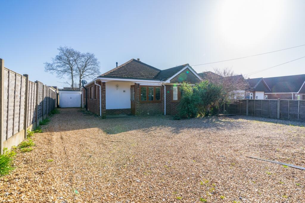 Main image of property: 66 Peters Road, Locks Heath, SO31 6EN