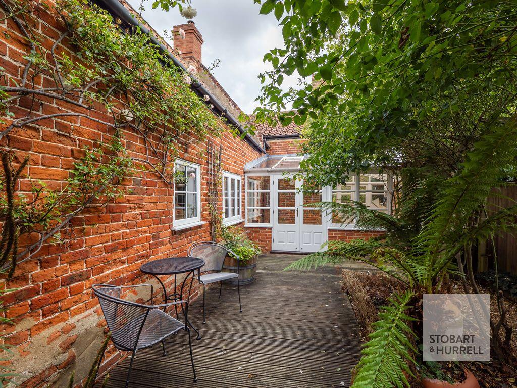 House in Norwich - More