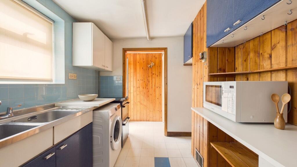 College Lane, Hatfield, AL10 - View 6