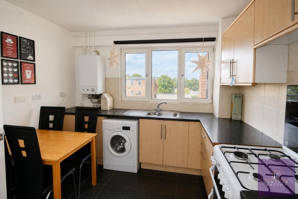 Apartment in London - View 3