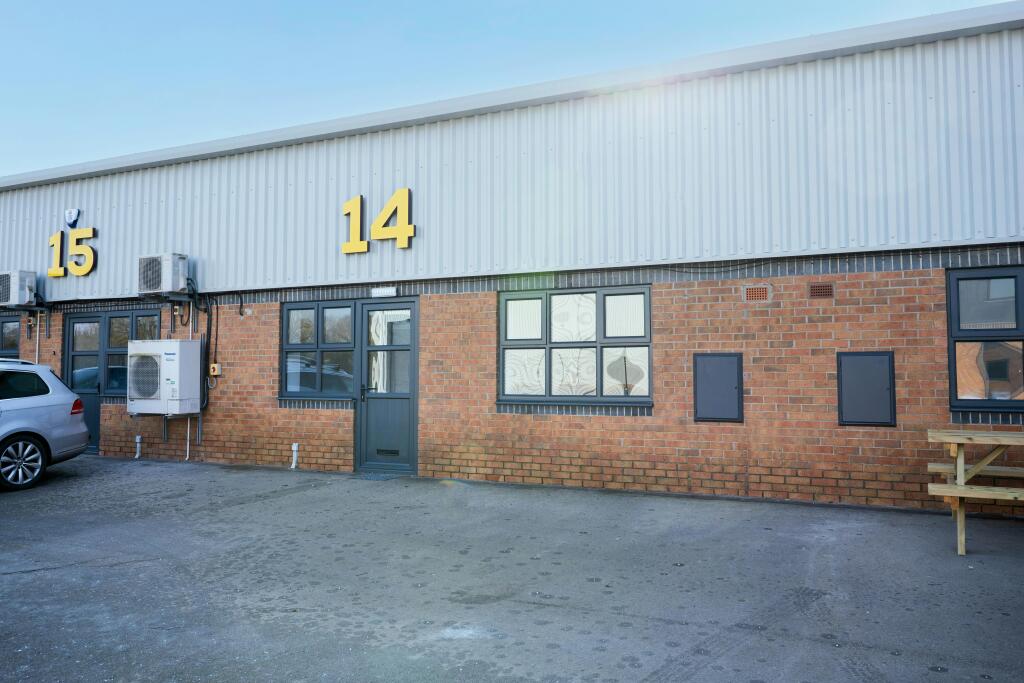 UNIT_14_YORK_NORTH_0001.jpg