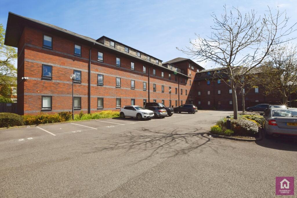 Main image of property: Park Avenue, Sale, Greater Manchester, M33