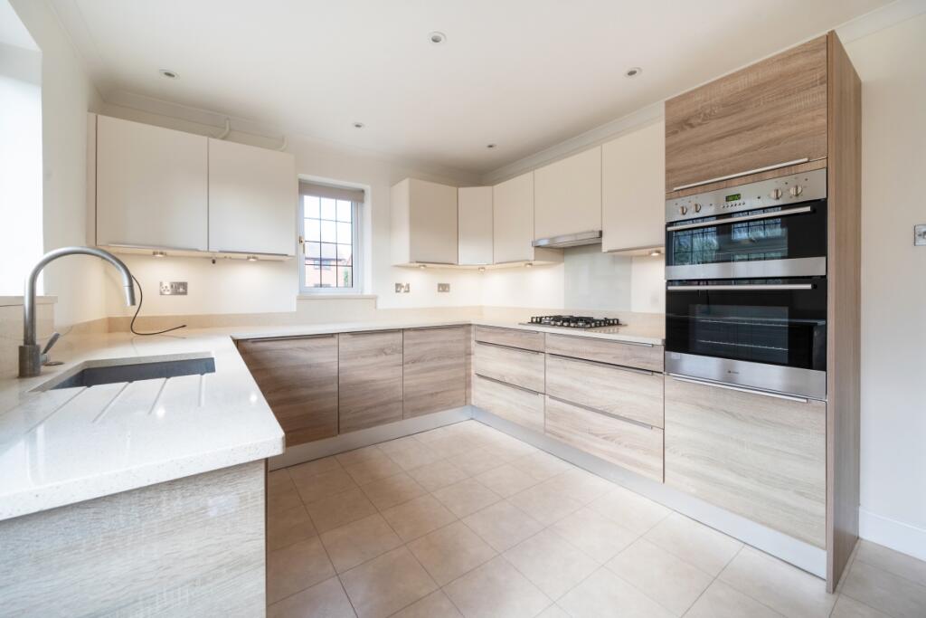 Main image of property: Clappers Meadow Maidenhead SL6