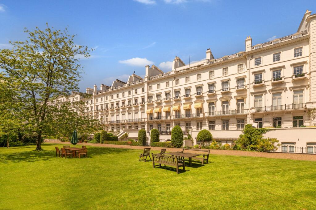 Main image of property: Hyde Park Gardens, 
Hyde Park, W2