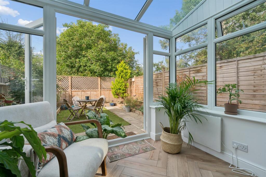 Apartment in London - View 4