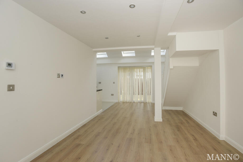 House in London - View 5