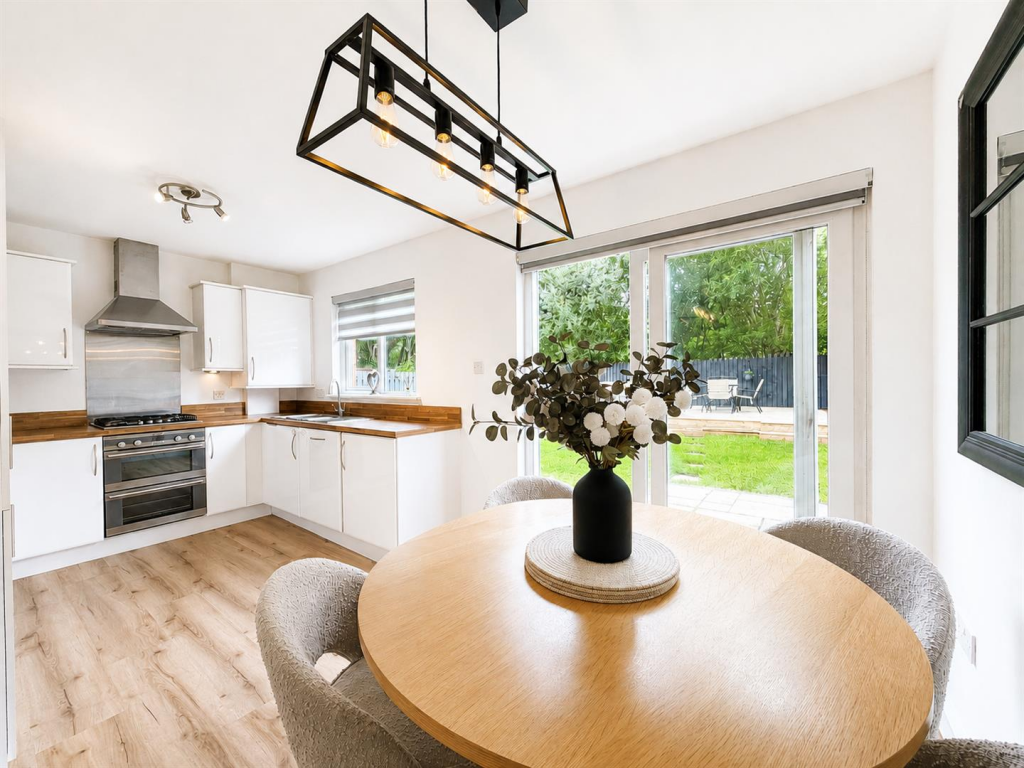 House in Motherwell - View 5