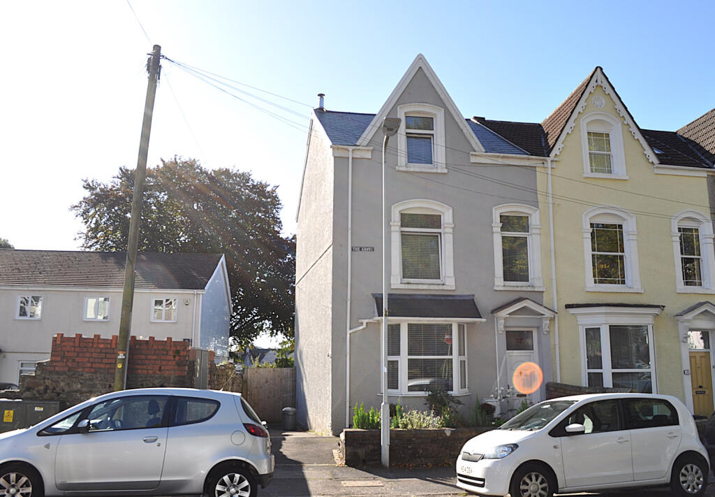 5-bed terraced on The Grove Uplands Swansea Sa2 0qr, £379,000