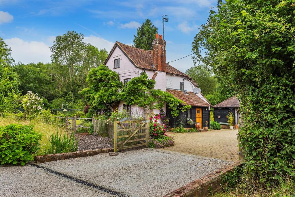 Main image of property: Goose Green, Bramley, Guildford, Surrey, GU5