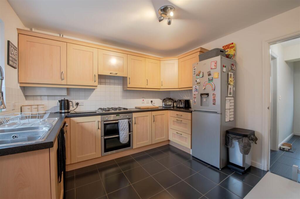 House in Rushden, North Northamptonshire - View 4