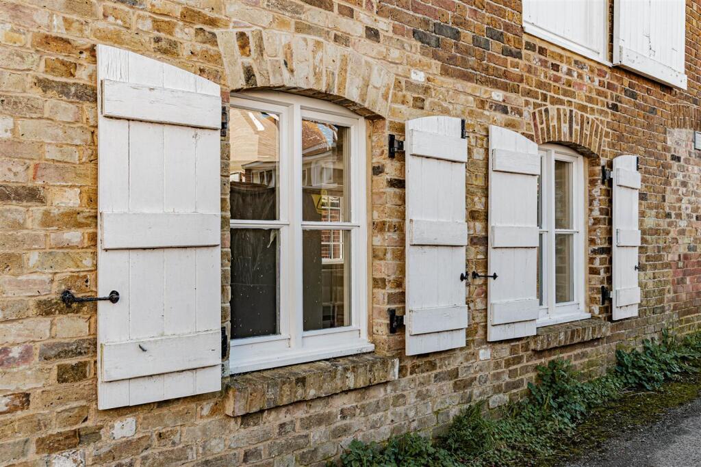 House in Dover, Selson, Eastry - View 2