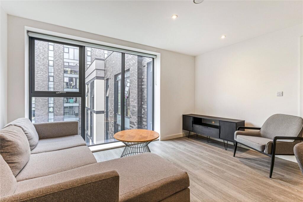 Apartment in Salford, Greater Manchester - View 4