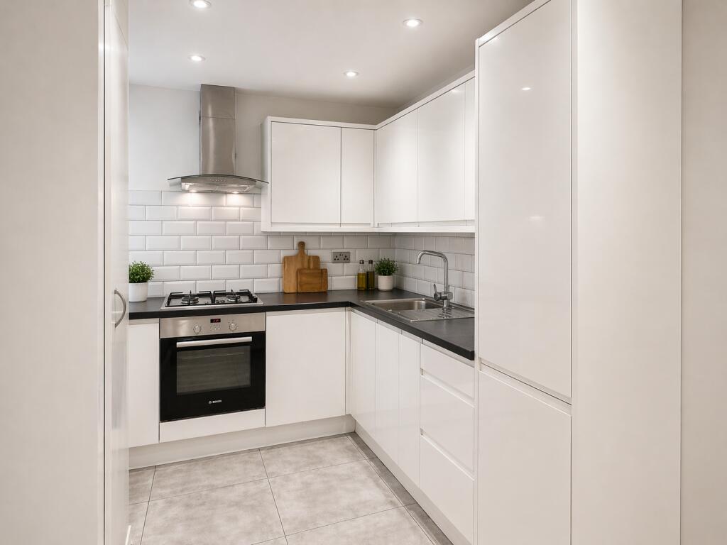Main image of property: London Road, Bracknell, Berkshire, RG12 2XH