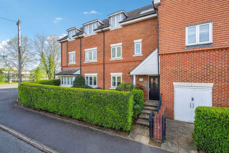 Main image of property: Findlay Mews, Marlow - First Floor Apartment