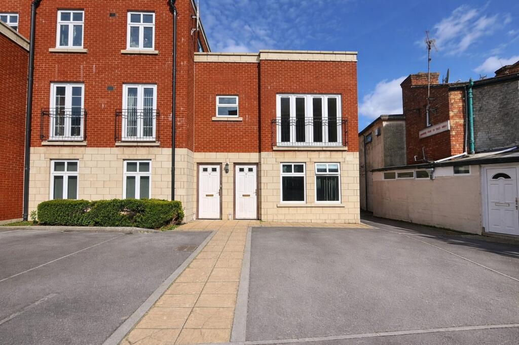 Main image of property: Bradford Road, Swindon, SN1