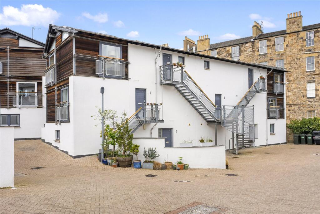 Main image of property: 18 Dublin Street Lane North, New Town, Edinburgh, EH3 6NT
