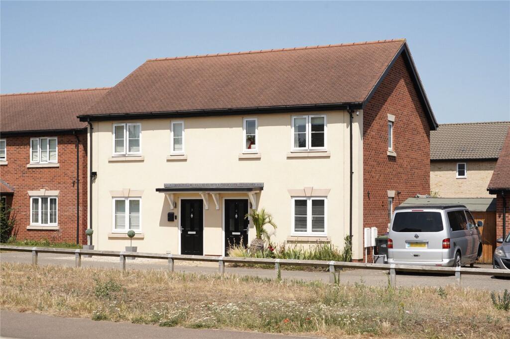 2-bed semi-detached on Acres Walk, Beck Row, Bury St. Edmunds, Suffolk, IP28, £120,000