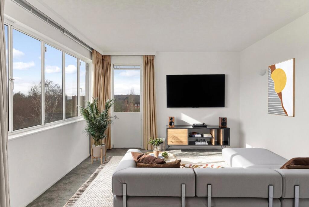 Main image of property: North Hill, Highgate, N6