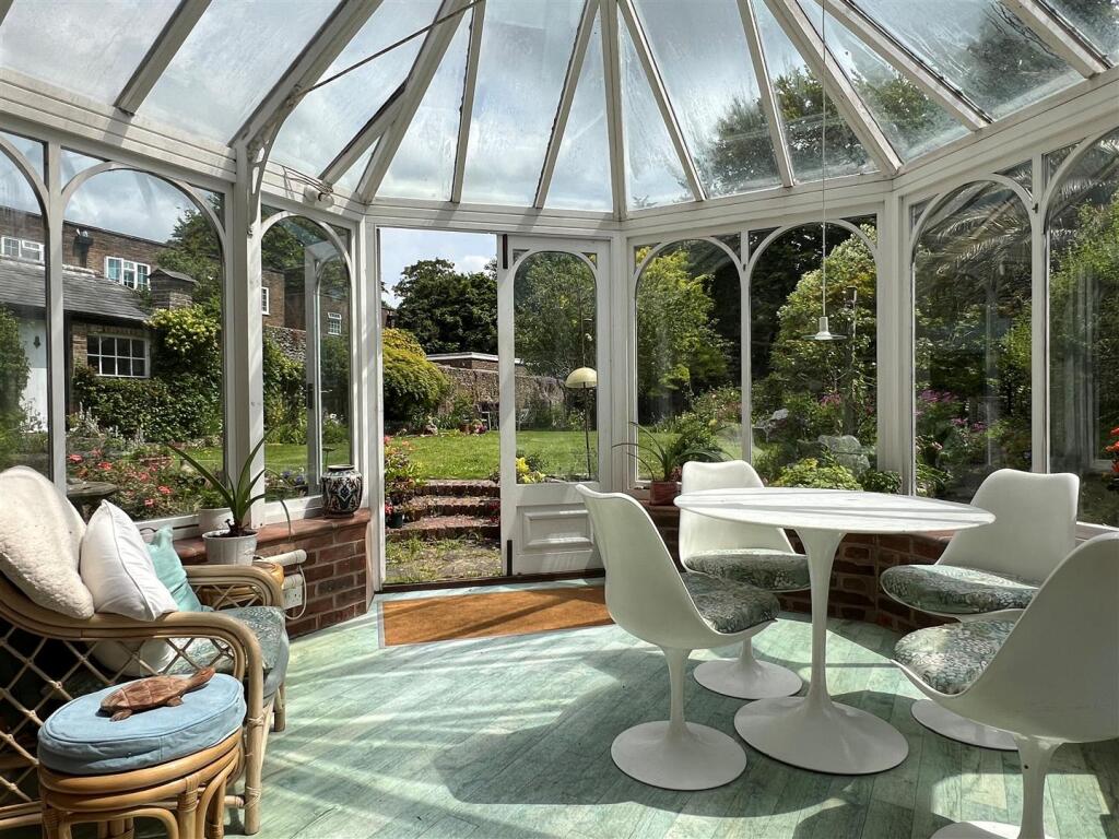 4, Mill Road, Lancing photo 4