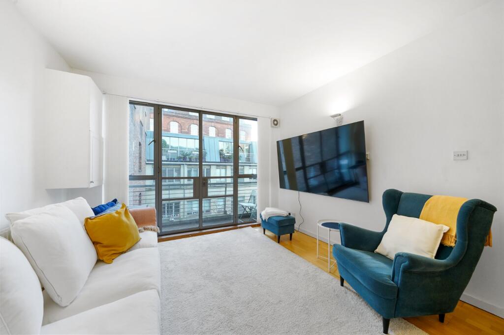 Main image of property: Dallington Square, EC1V