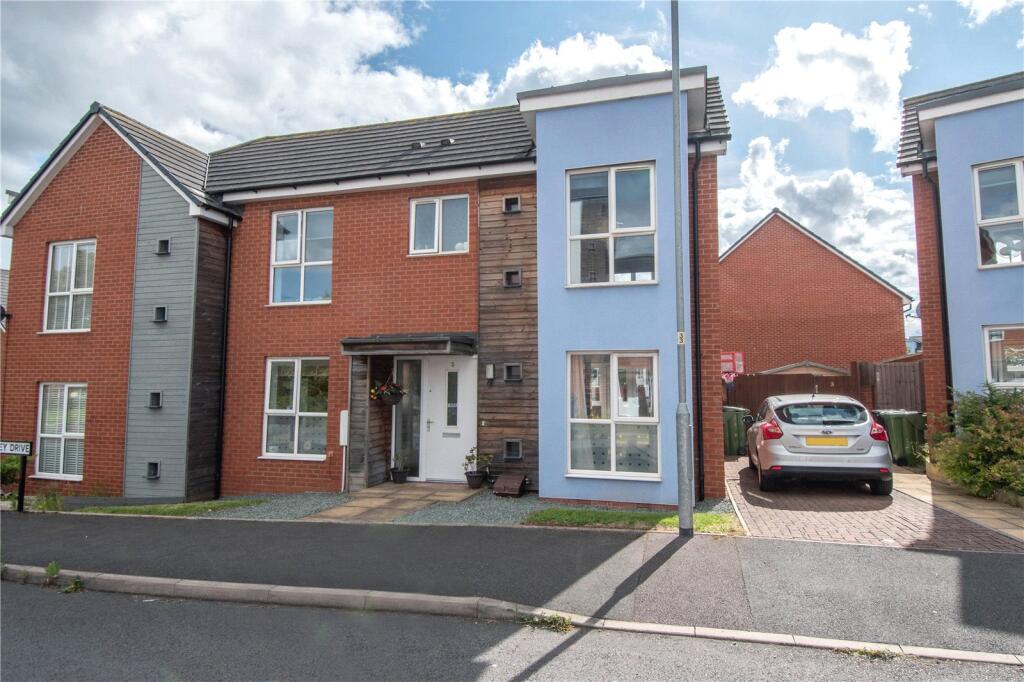 Main image of property: Blakeney Drive, Bromsgrove, Worcestershire, B61