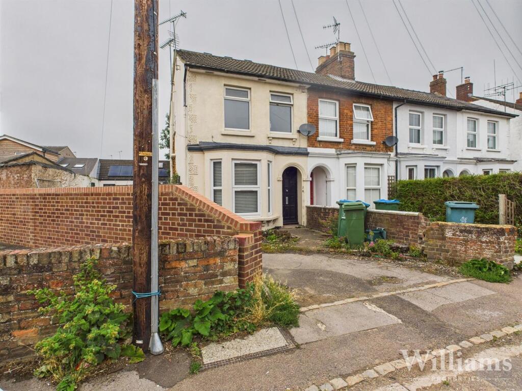 Main image of property: Queen Street, Aylesbury, HP20