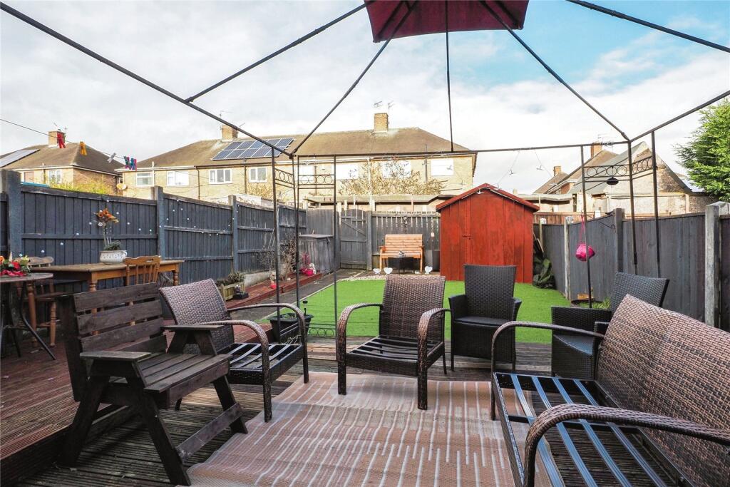 House in Nottingham, Clifton - View 4