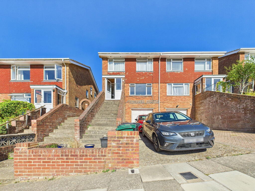 Main image of property: Batemans Road, Brighton, BN2 6RD