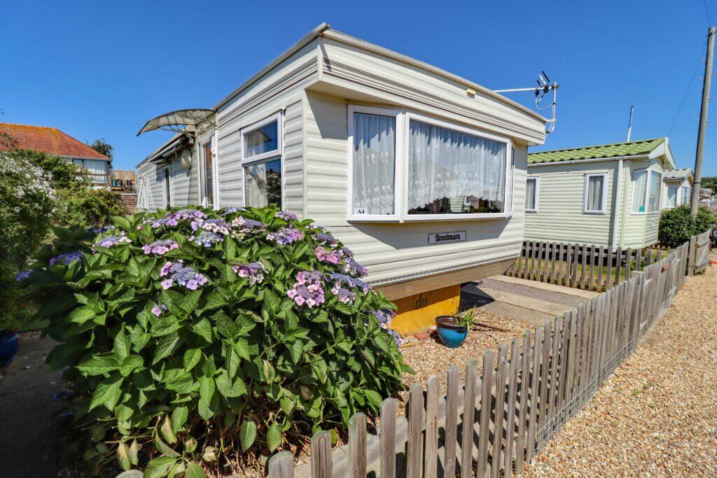Eastoke Avenue, Hayling Island photo 2