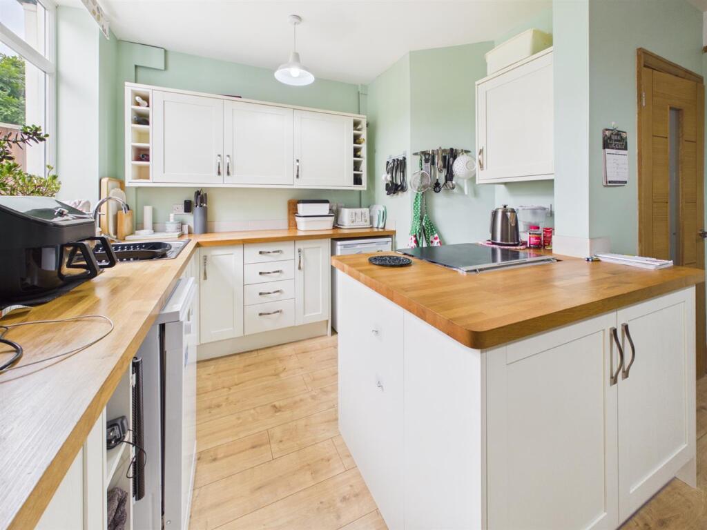 House in Tewkesbury, Churchdown - More