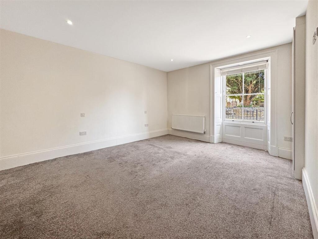 Apartment in Leicester - View 5