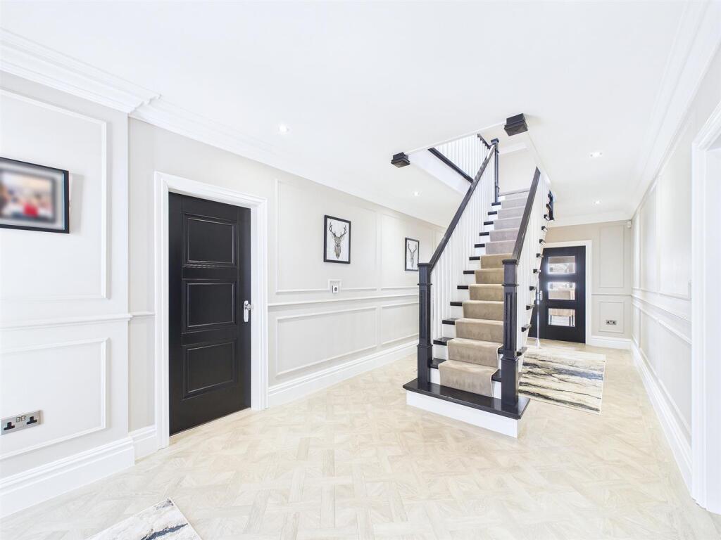 27 Beaumont Hill, Darlington - View 2