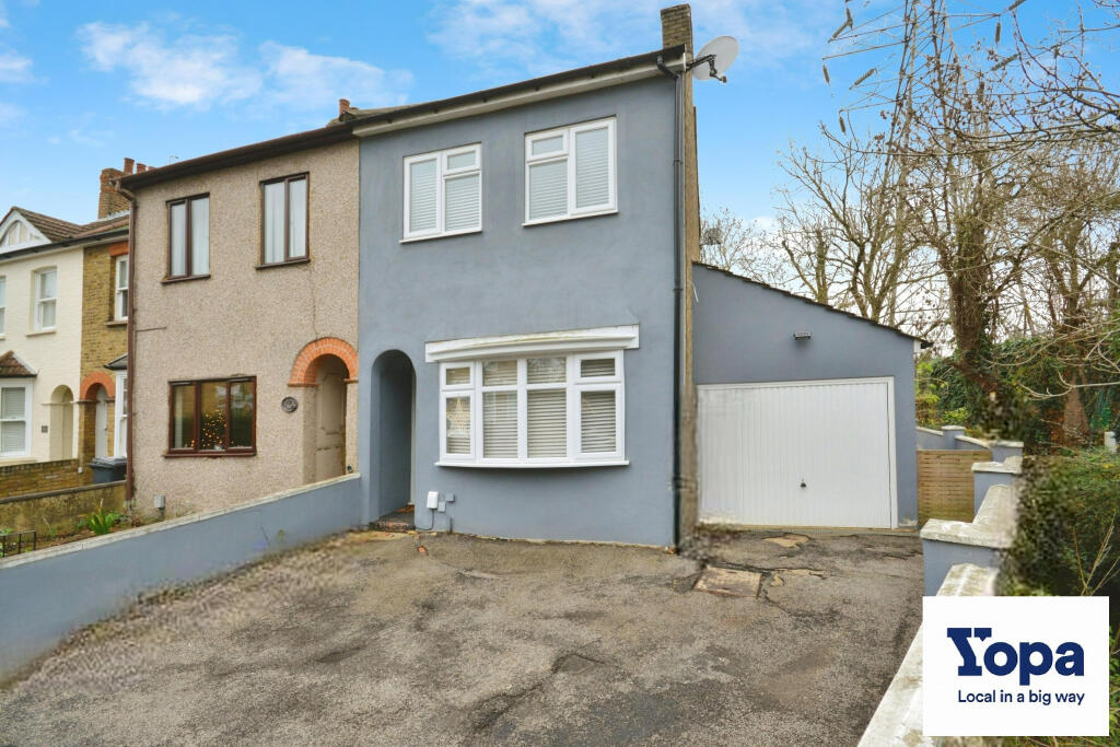 3-bed terraced on Burford Street, Hoddesdon, EN11, £435,000