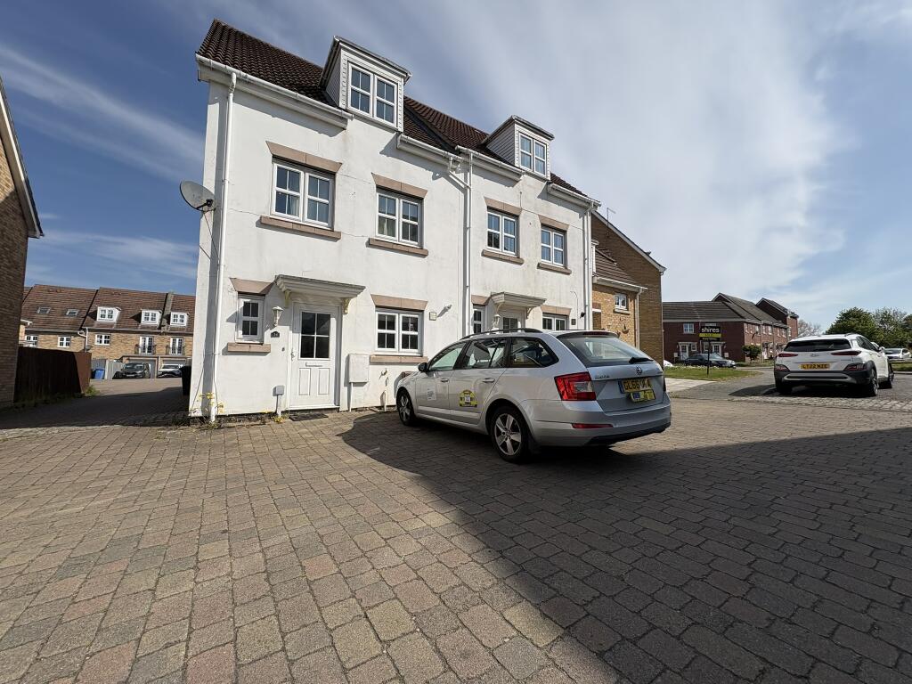Main image of property: Bloomsfield Road, Haverhill - Suffolk, CB9