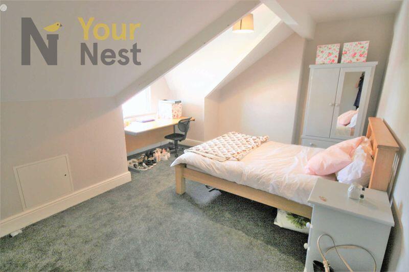 Main image of property: Estcourt Terrace, Headingley, LS6 3EX