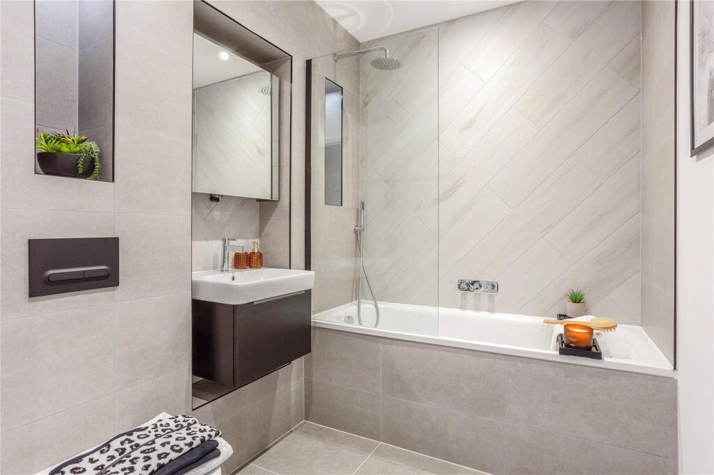 Apartment in Slough, Horlicks Quarter, Chalvey - View 5