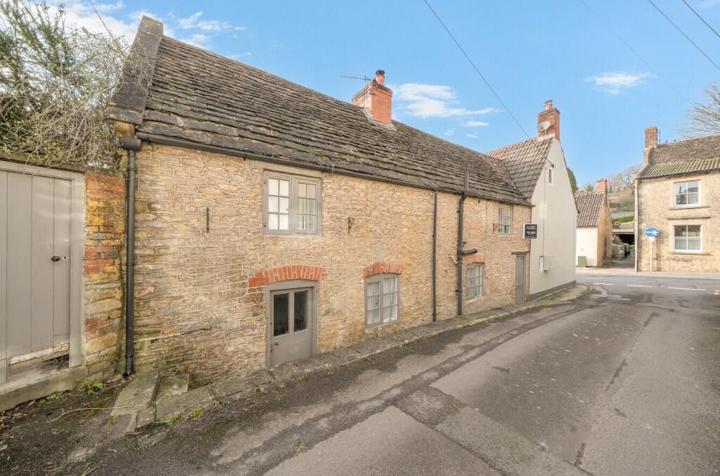 Mill Lane, Bruton, Somerset, BA10 0AT