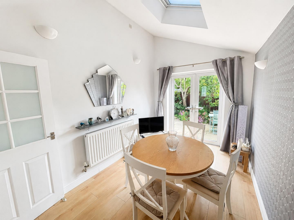 Thornfield, Cherry Lodge, Northampton NN3 - View 5