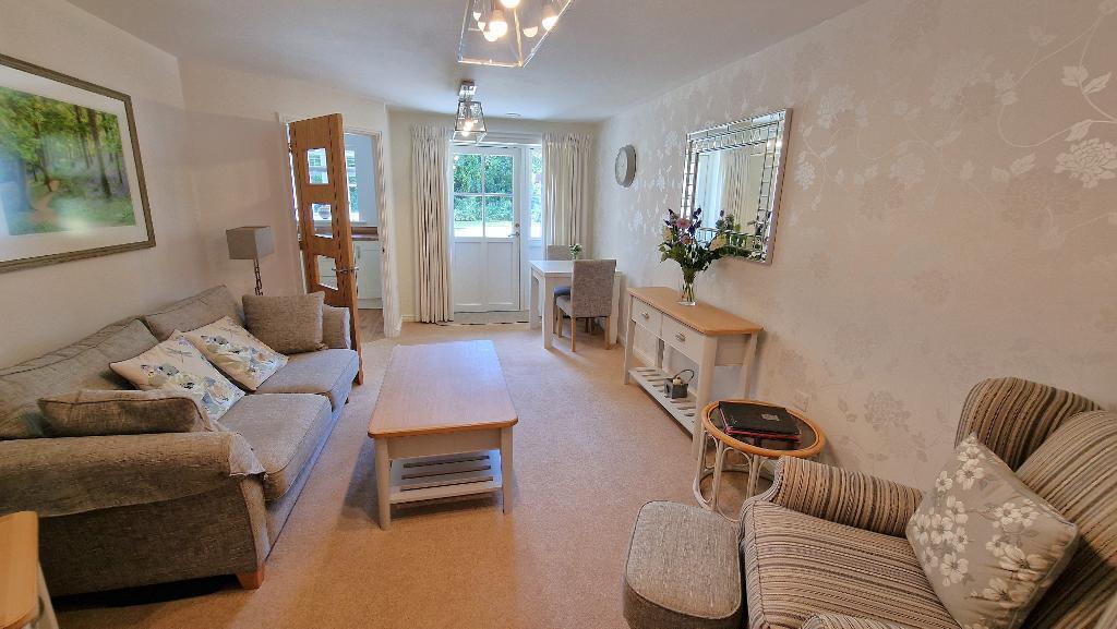 Apartment in Bembridge, Isle of Wight - View 2