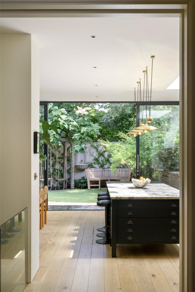 House in London, Westbourne Green, Bayswater - View 5