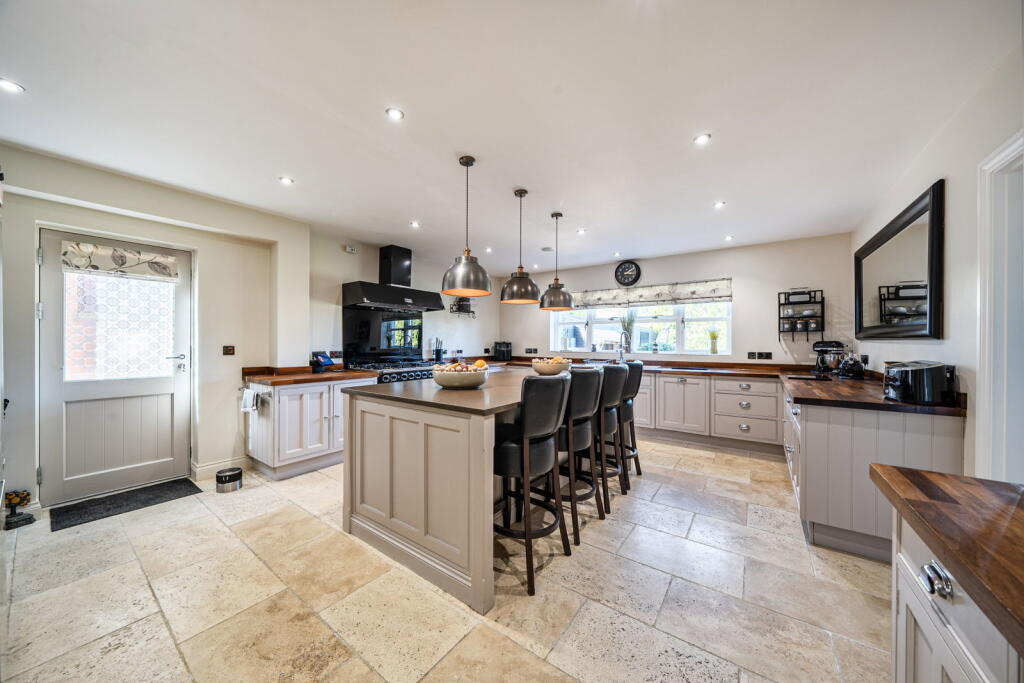 House in Whissendine, Rutland - View 2