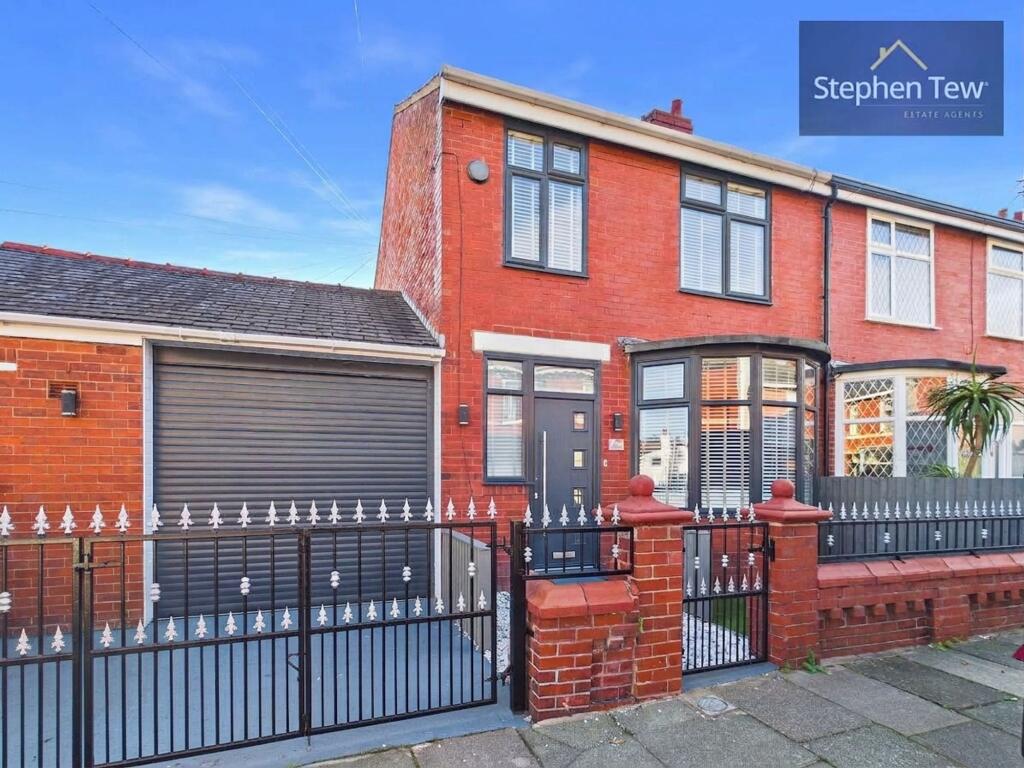 3-bed semi-detached on Ord Avenue, Blackpool, FY4, £160,000
