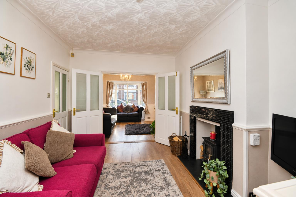 House in Hull - View 2