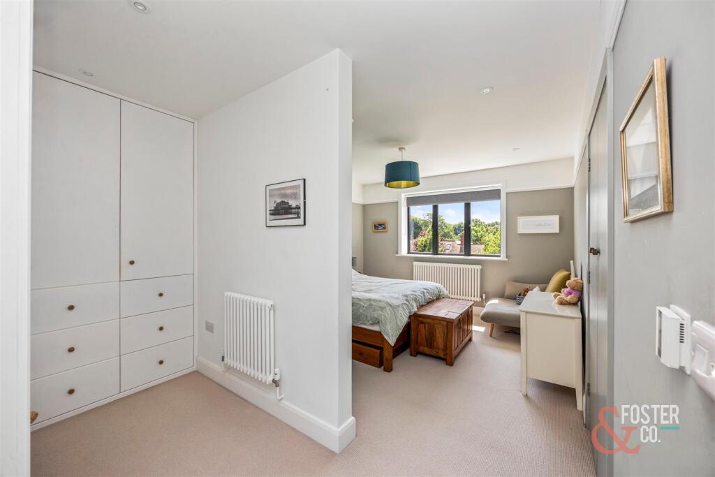 Lloyd Road, Hove photo 5