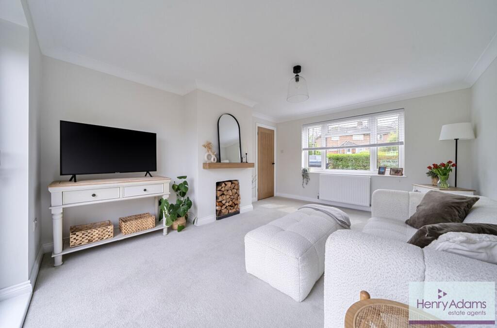 Cardew Road, Liss, GU33 - View 2
