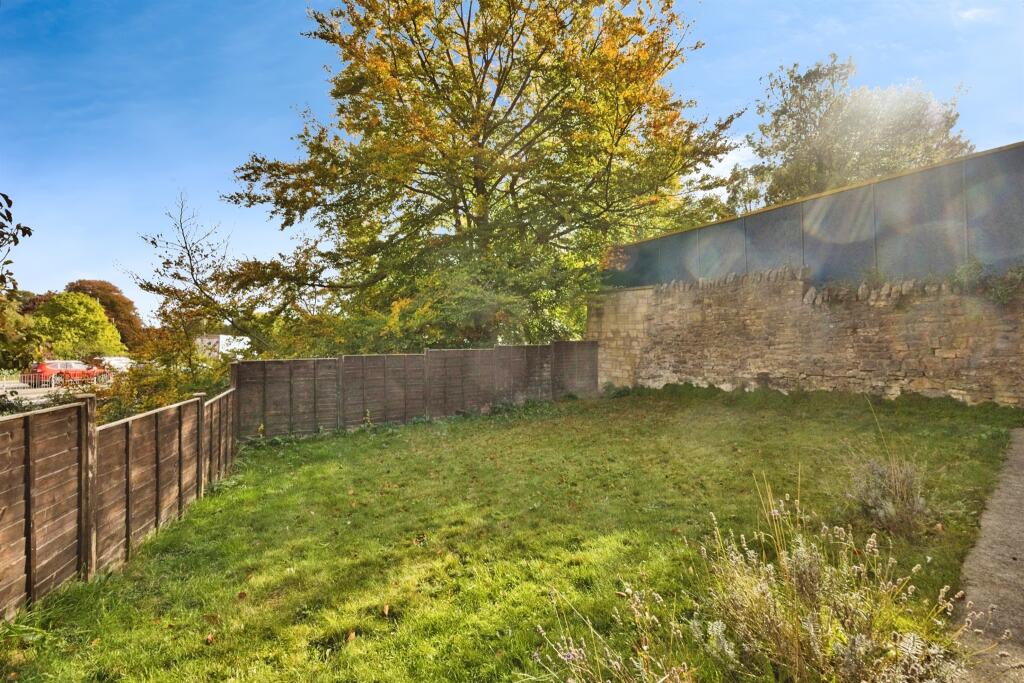 Additional image 13 of York Place, YEOVIL