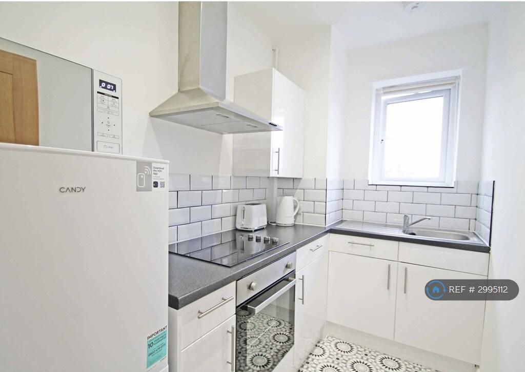 Main image of property: Kingsway, Hove, BN3
