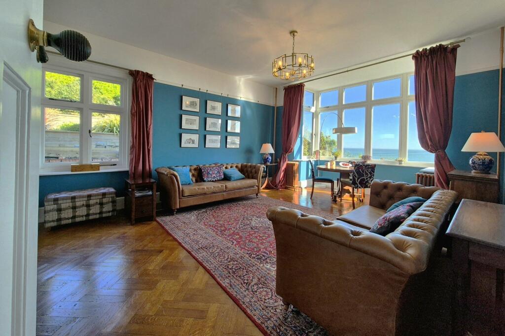 Cliff Road, Hythe, CT21 photo 3